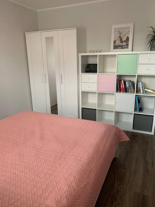 Cozy Apartment In Karmėlava Extérieur photo